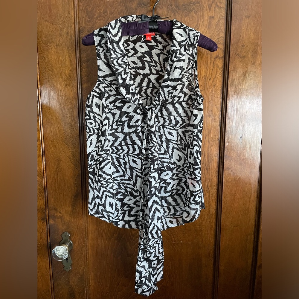 Kirna Zabête at Target Sleeveless Top Size Small
